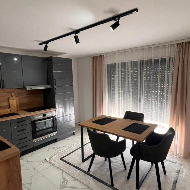 White house Paradise - Superior Apartment with Balcony - 3