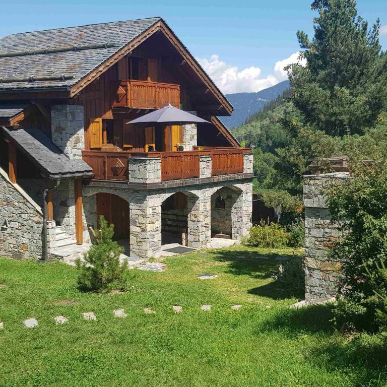 Méribel - 200 m des pistes de ski - Appartement dans chalet - parking privé - Appartement 3 Chambres - 23