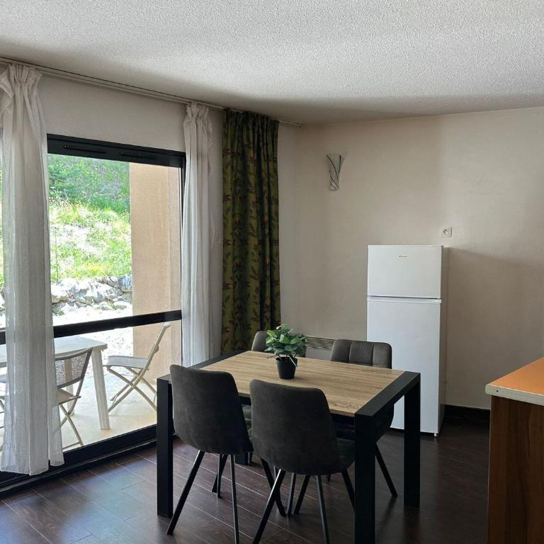 Studio à Jausiers - Terrasse & Animaux admis - Studio - 1