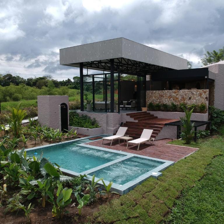 Casa lujosa con piscina y jacuzzi - Villa de 2 dormitorios - 16