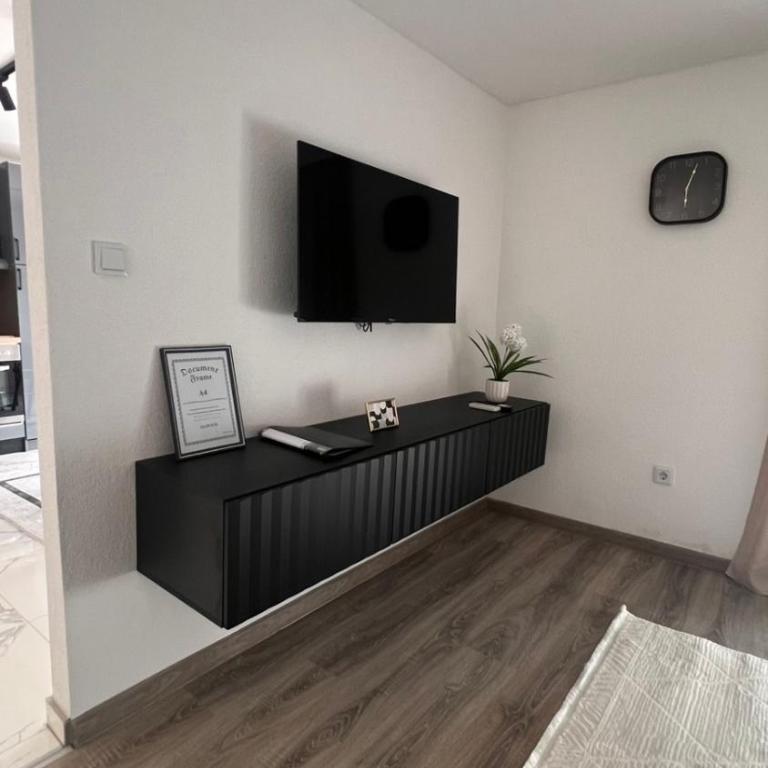 White house Paradise - Superior Apartment with Balcony - 14