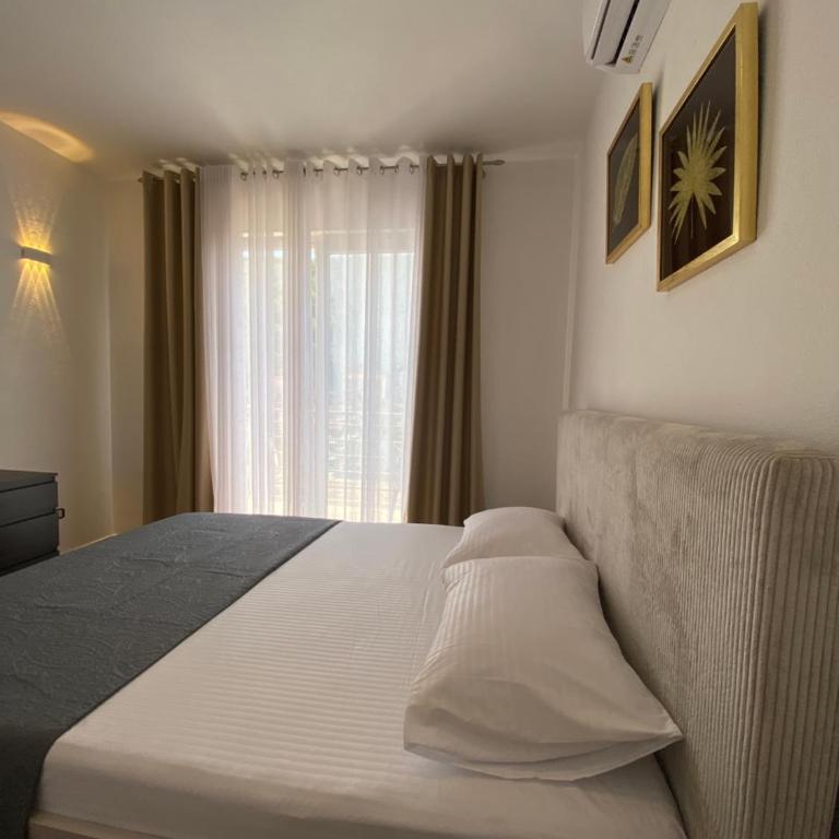 Bey’s GuestHouse - Triple Room with Balcony - 2