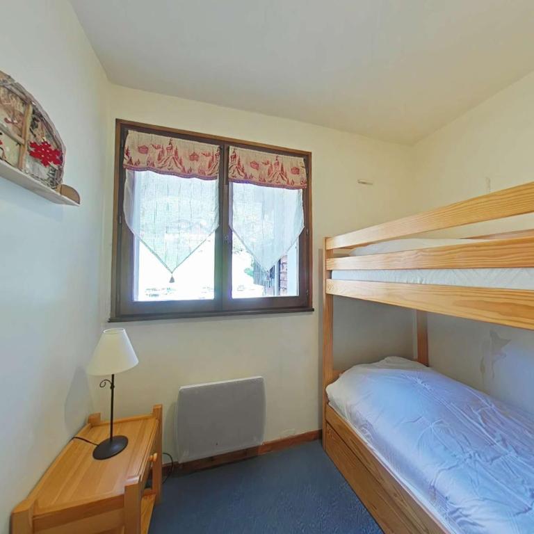 Appt rénové 3 pièces, 6 couchages, proche centre, ascenseur, lave-vaisselle, lave-linge - FR-1-241-35 - Apartment (6 Erwachsene) - 11