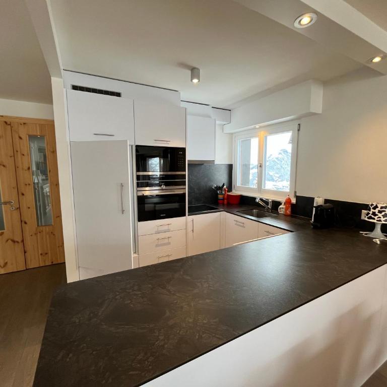 Appartement 4 pièces Résidence Cerisiers - Apartment mit 3 Schlafzimmern - 2