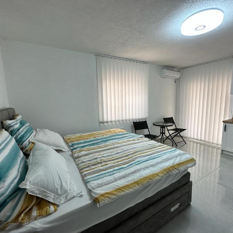 Апартаменты - студия - Apartman sa 2 Spavaće Sobe - 1