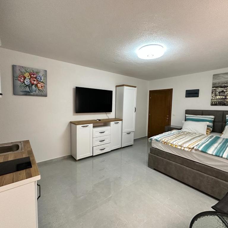 Апартаменты - студия - Apartman sa 2 Spavaće Sobe - 4