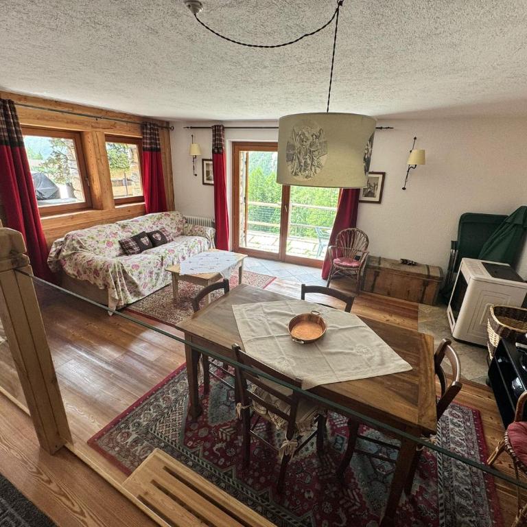 We are 4810 Chalet aux pieds du Mont-Blanc Trilocale - Apartamento de 2 dormitorios - 3