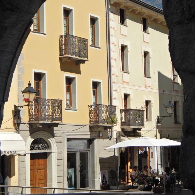 Appartamento da Paolo Love Aosta Centro Storico - Appartamento con 1 Camera da Letto - 50