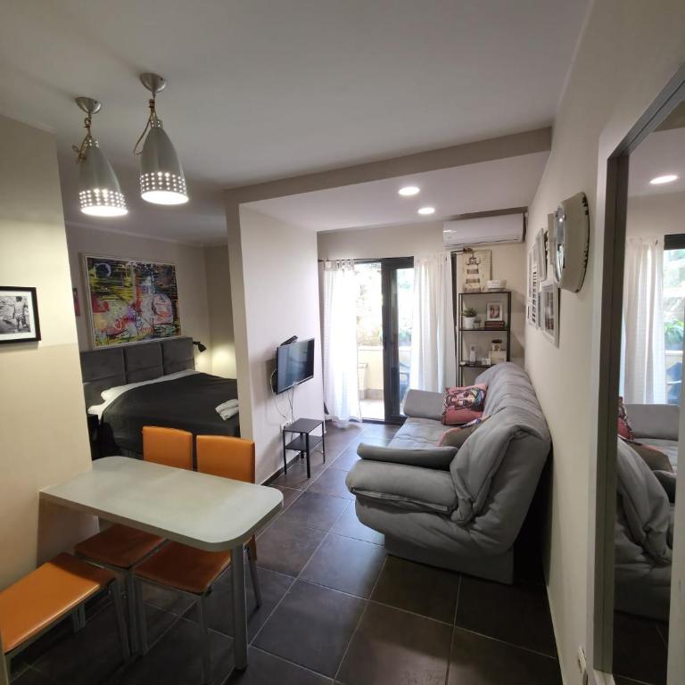 Bono Apartments - Deluks Četvorokrevetna Soba - 16