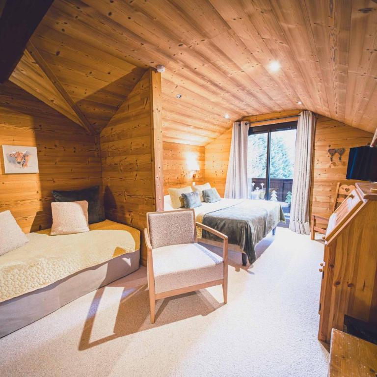 Chalet Hôtel Les Airelles - Camera Tripla con Vasca - 4