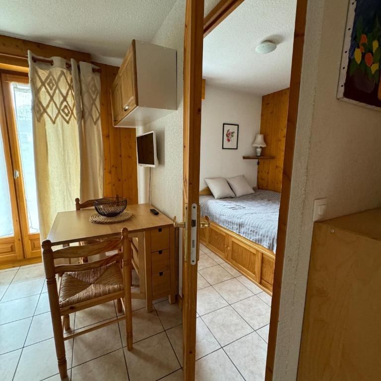 Appartement Cosy, Les Marmottes - Appartement 2 Chambres - 6
