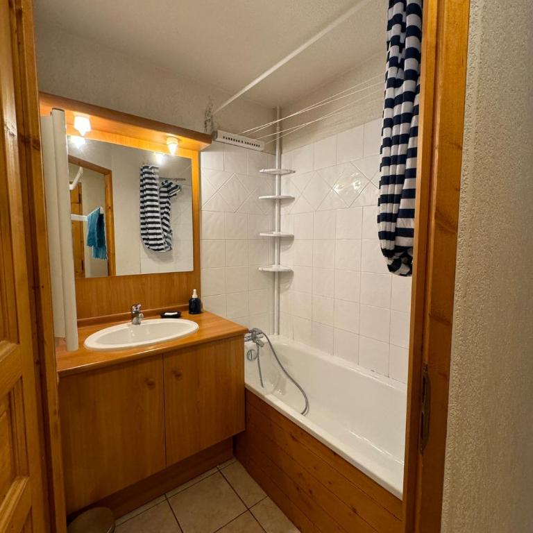 Appartement Cosy, Les Marmottes - Appartement 2 Chambres - 14