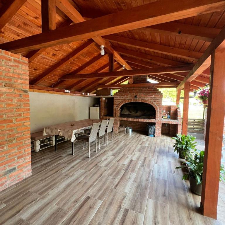 Holiday Homer Vila na Obali Vrbasa - Vila sa 3 Spavaće Sobe - 5