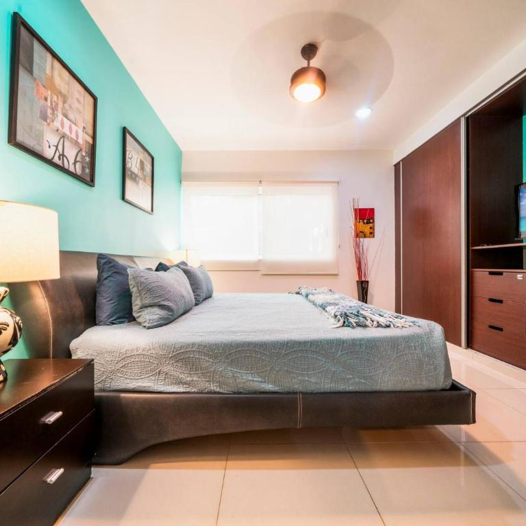Modern 2 Bedroom Condo with Pool, BBQ & Gym - Solana At Sabbia Condos - Two-Bedroom Apartment - 2