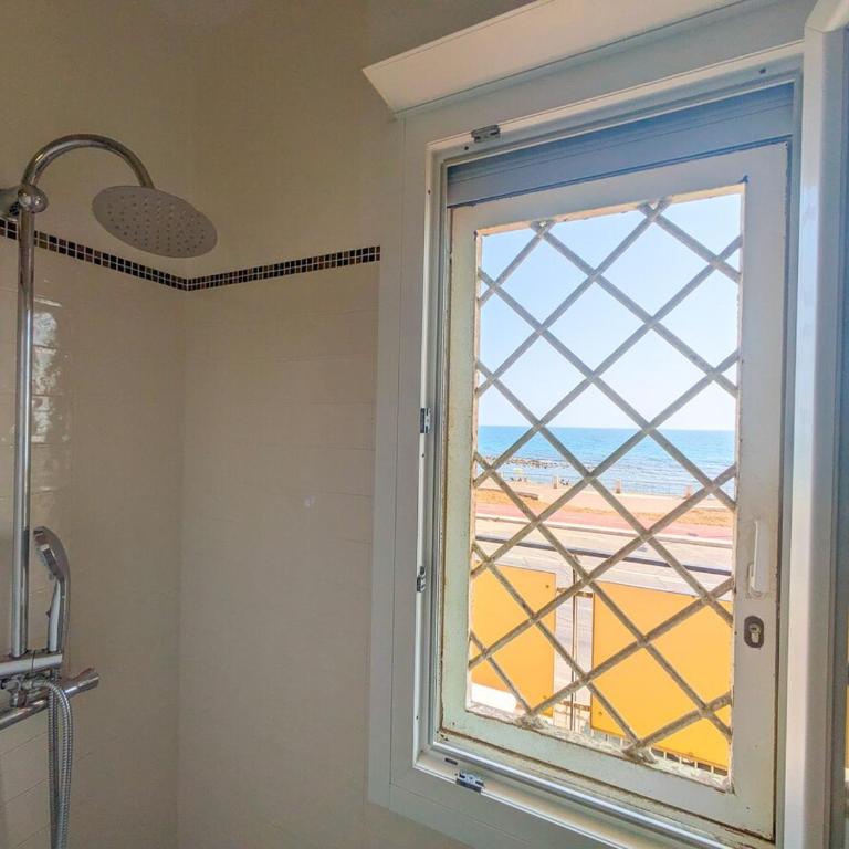 Luxury Rome by the Sea 2 - Appartamento con 2 Camere da Letto - 18