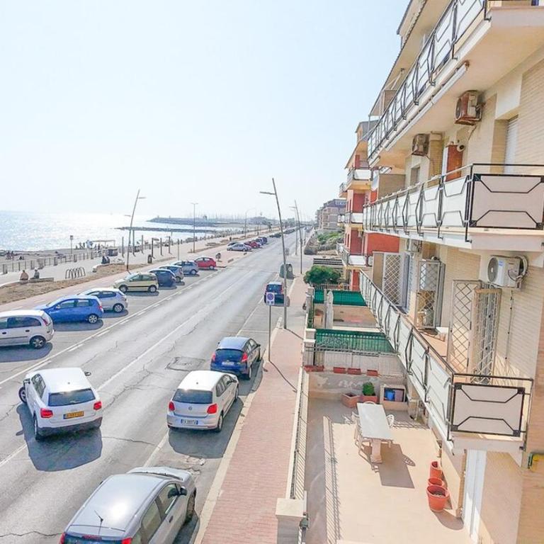 Luxury Rome by the Sea 2 - Appartamento con 2 Camere da Letto - 8