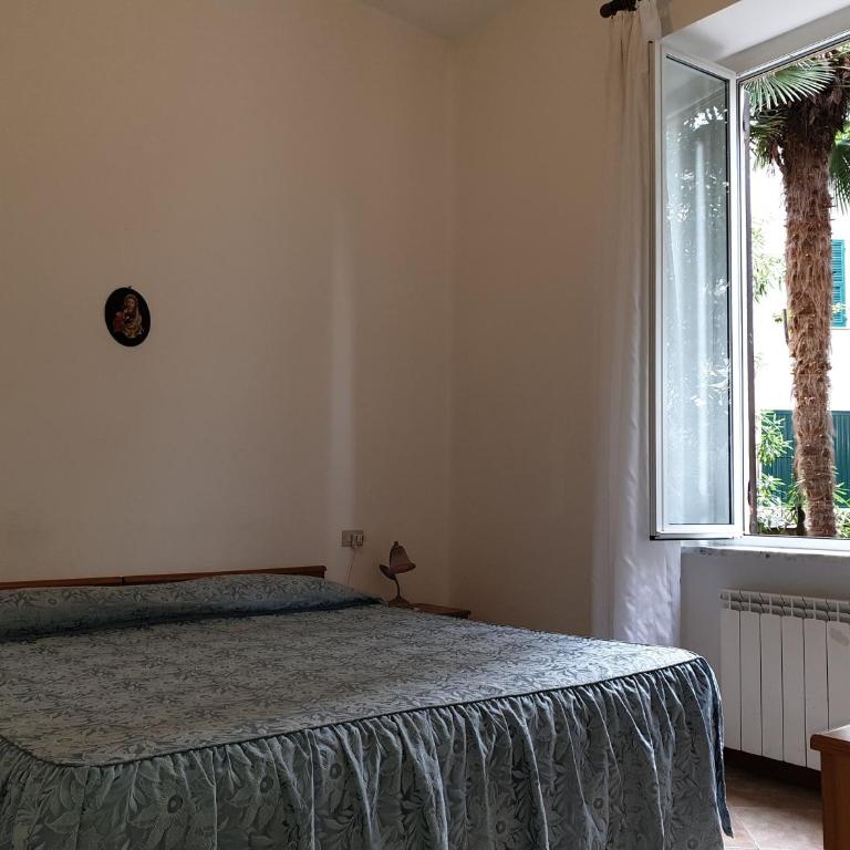 Sabini Rentals - Affittacamere - Camera Matrimoniale con Vista Giardino - 1