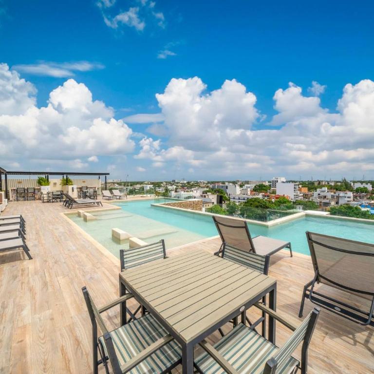 Condo Veronica - Comfortable 2 bedroom with rooftop gym and pool - Two-Bedroom Apartment - 2
