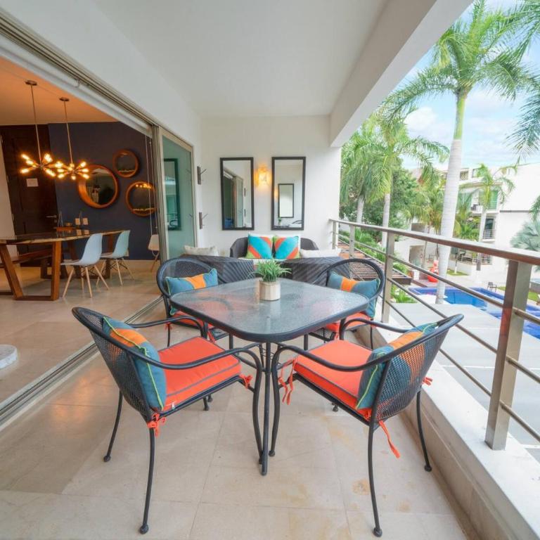 Modern 2 BR Condo Colorful and Creative - At Via 38 Condos A13 - Two-Bedroom Apartment - 19