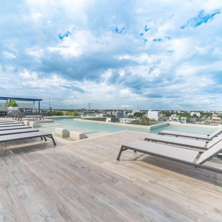 Condo Verde Oasis - Central 2 bedroom with pool, gym, private terrace - At Veranto Condos - Two-Bedroom Apartment - 20