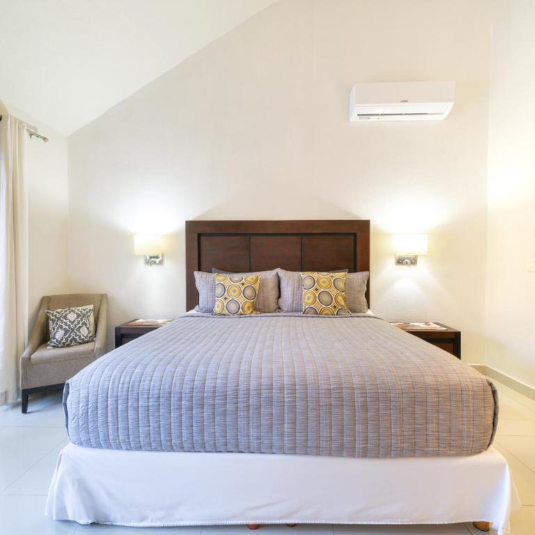 Luxury Villa 4BR with Private Pool - At Playacar ll - Villa Perla 15 - Apartment - 3
