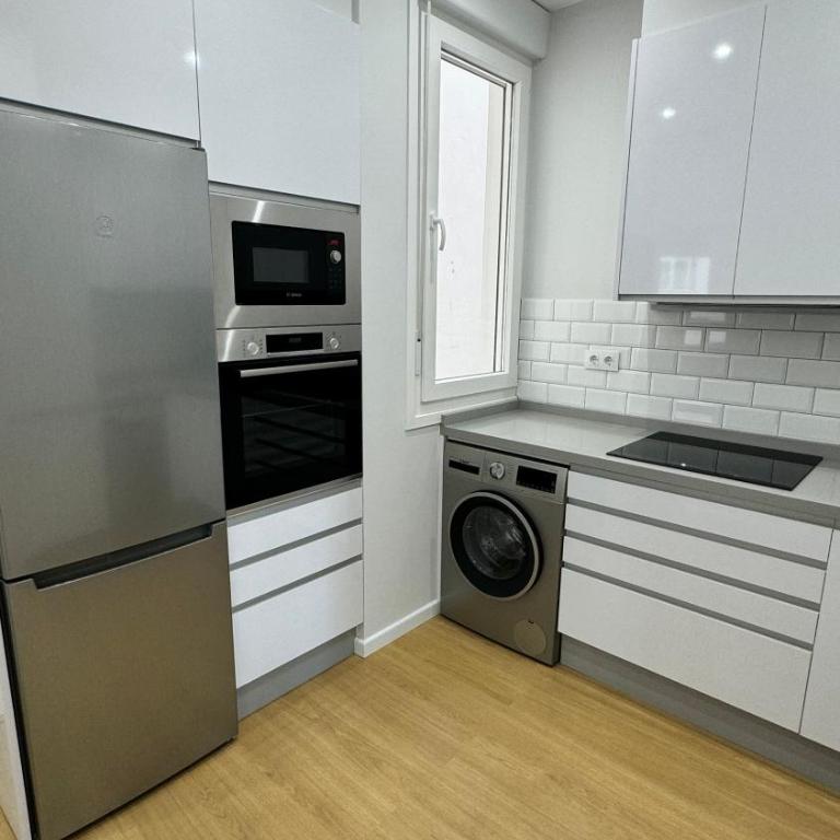 Comodidad cerca de la playa.. a un paso de todo! - Apartamento con balcón - 3