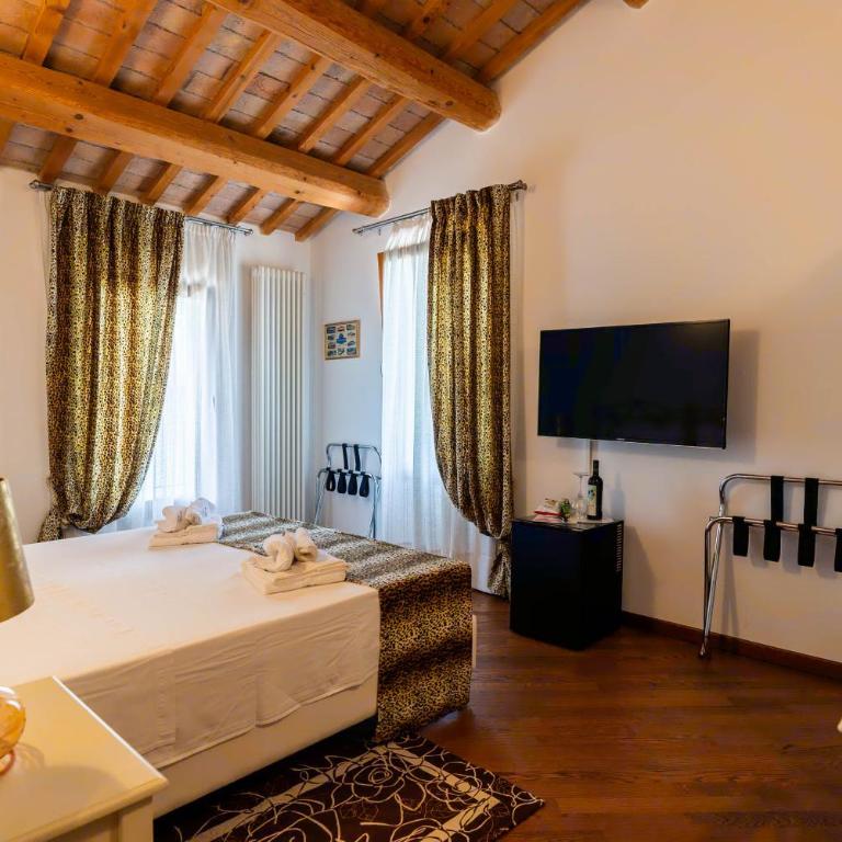 Tenuta La Rotta - Rooms & Pool - Suite Duplex - 2