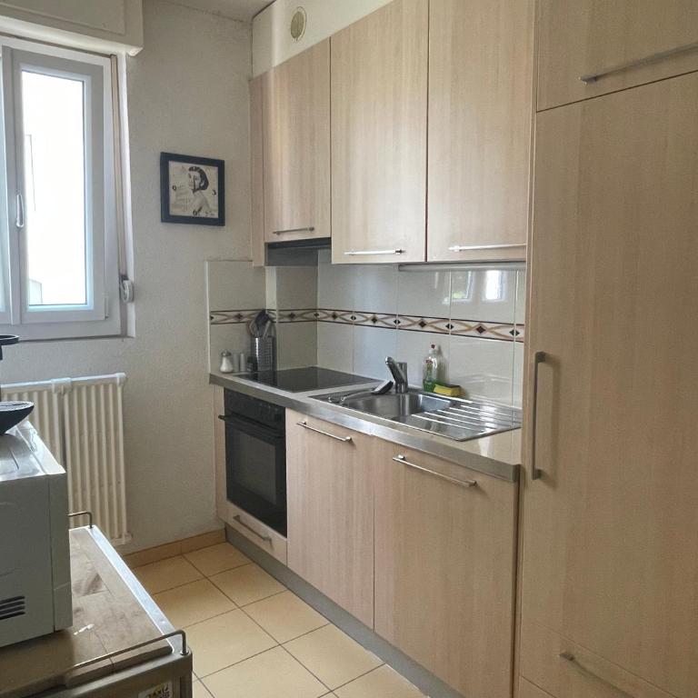 Appartement clame 6 minutes de la gare de Lausanne - Apartment mit 1 Schlafzimmer - 10