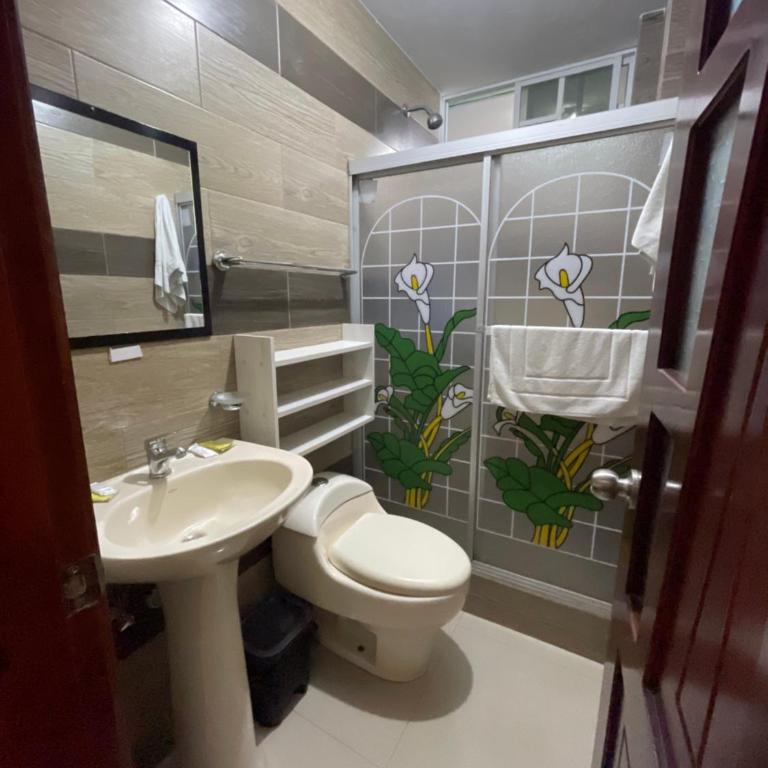 Hostal Balcon del Cielo - Habitación Triple con baño privado y sin vistas - 2