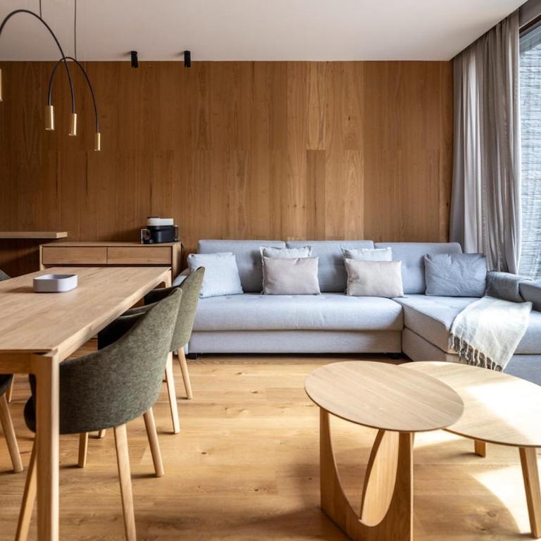 Luxury Mountain Stay l 1 Minute To Slopes l 6pax l GYM - SAUNA - POOL l by BonesVacances - Appartement 2 Chambres - 1