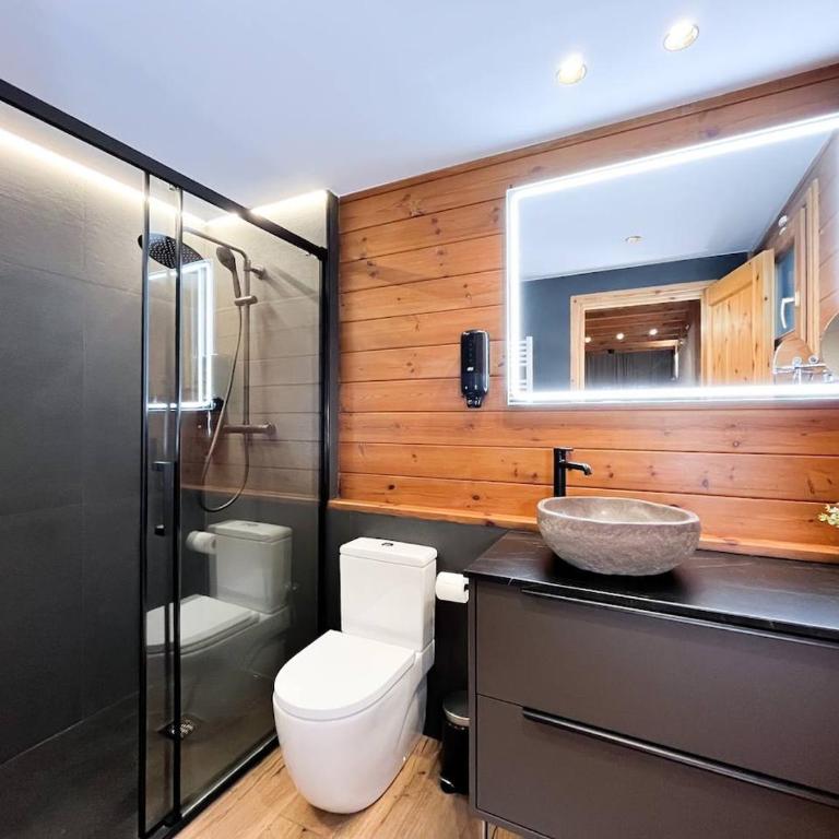 Rustic Retreat in Incles Valley Free Parking Mountain Views l by BonesVacances - Apartamento de 2 dormitorios - 5