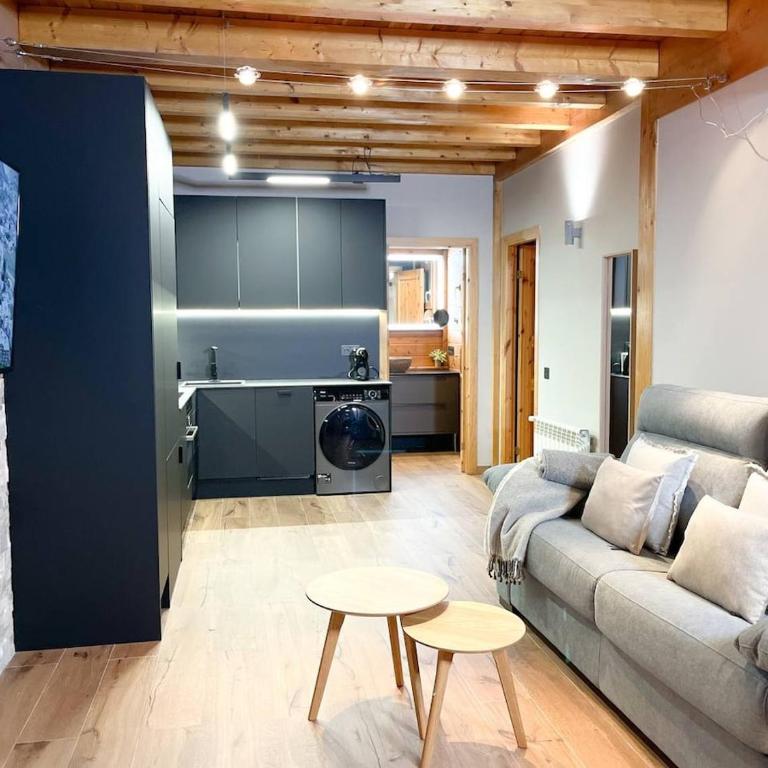 Rustic Retreat in Incles Valley Free Parking Mountain Views l by BonesVacances - Apartamento de 2 dormitorios - 6