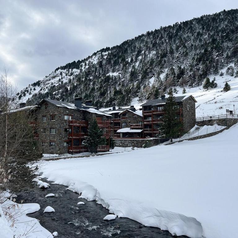 Rustic Retreat in Incles Valley Free Parking Mountain Views l by BonesVacances - Apartamento de 2 dormitorios - 15
