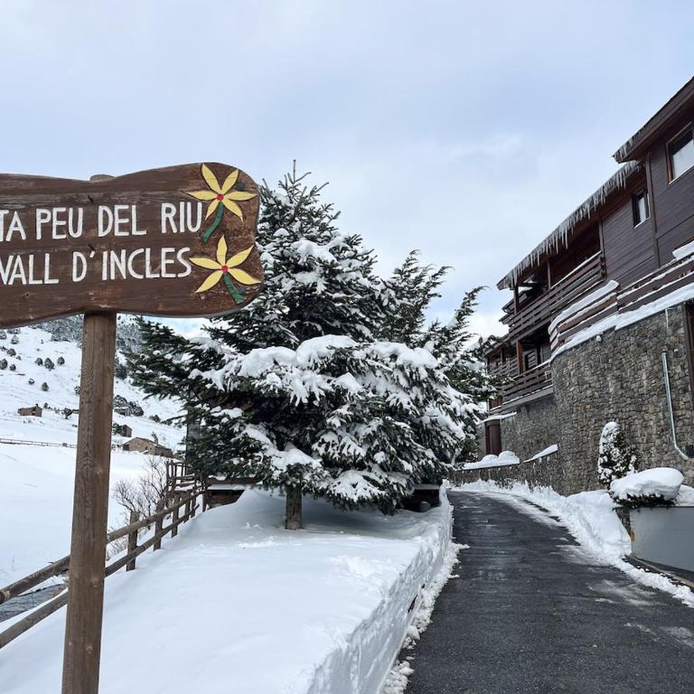 Rustic Retreat in Incles Valley Free Parking Mountain Views l by BonesVacances - Apartamento de 2 dormitorios - 22