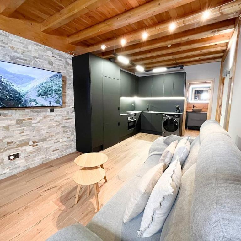 Rustic Retreat in Incles Valley Free Parking Mountain Views l by BonesVacances - Apartamento de 2 dormitorios - 27