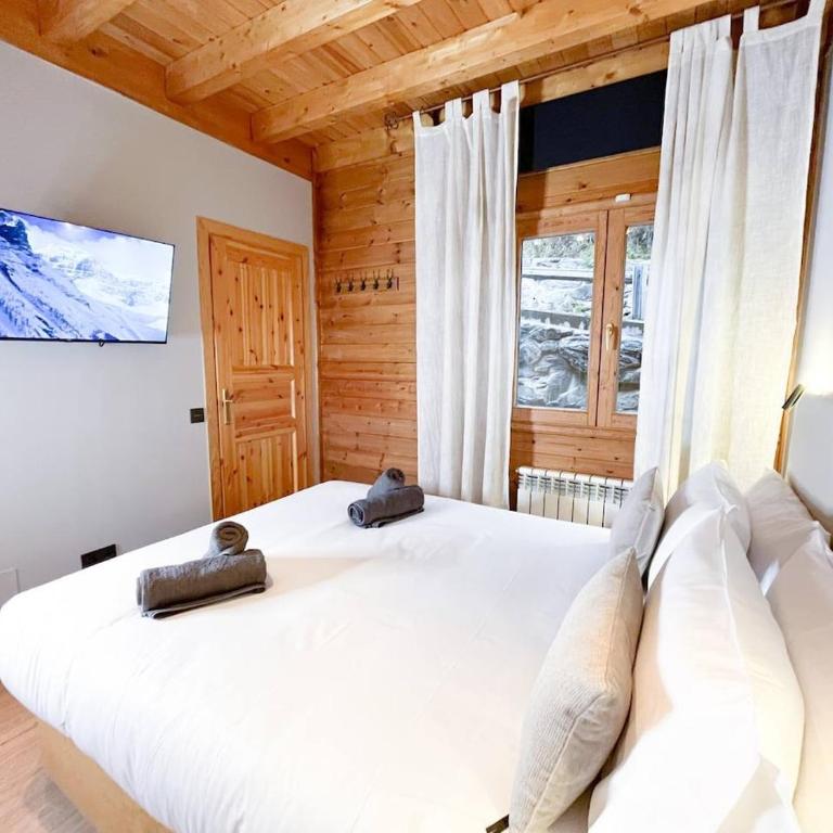 Rustic Retreat in Incles Valley Free Parking Mountain Views l by BonesVacances - Apartamento de 2 dormitorios - 31