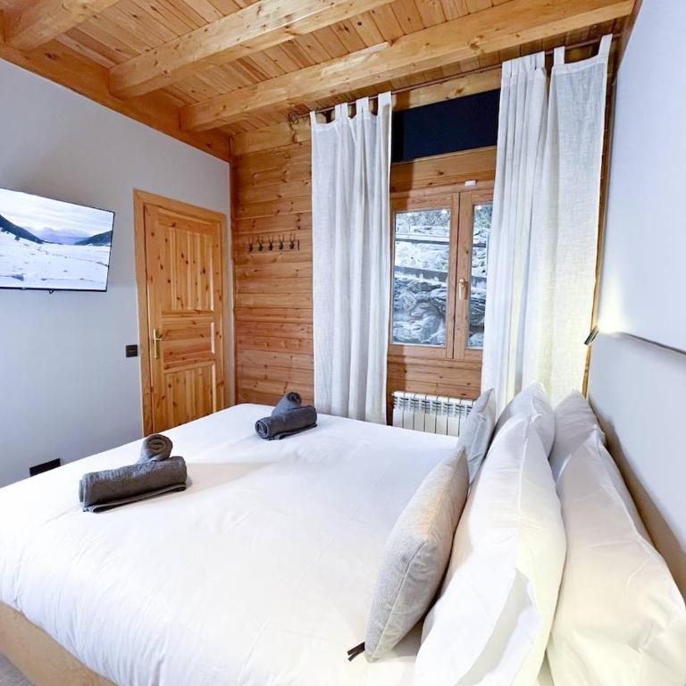 Rustic Retreat in Incles Valley Free Parking Mountain Views l by BonesVacances - Apartamento de 2 dormitorios - 33