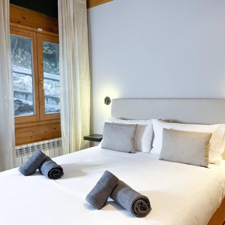 Rustic Retreat in Incles Valley Free Parking Mountain Views l by BonesVacances - Apartamento de 2 dormitorios - 44