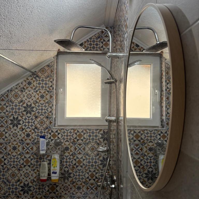 Urban Wing - Vacation Home - 10