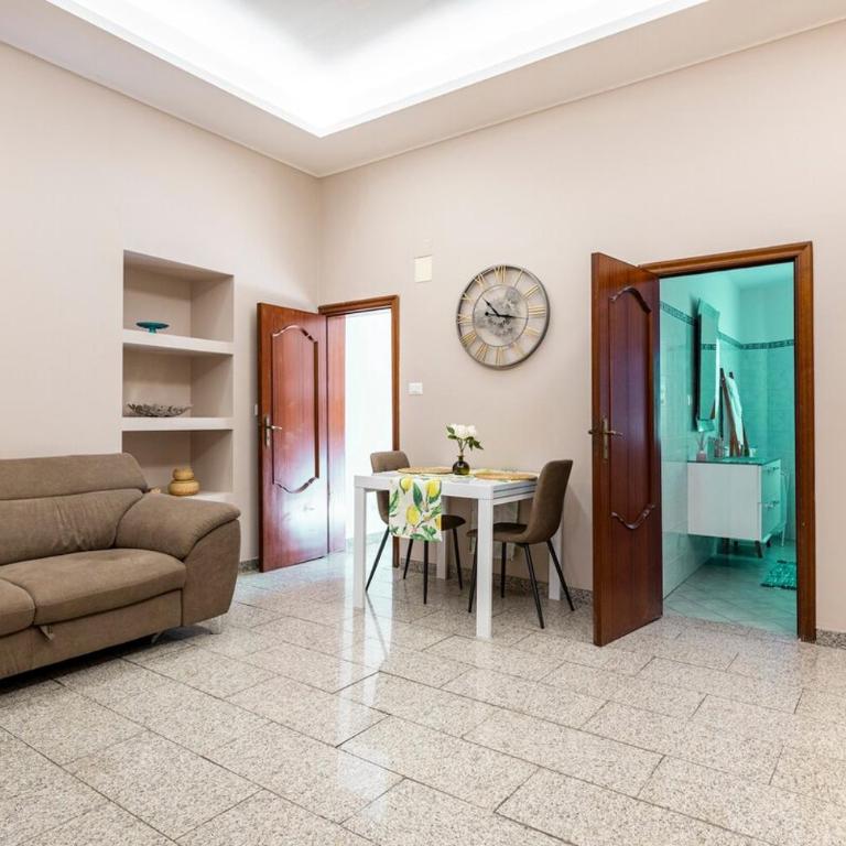 Elevincens Home - Two-Bedroom House - 60