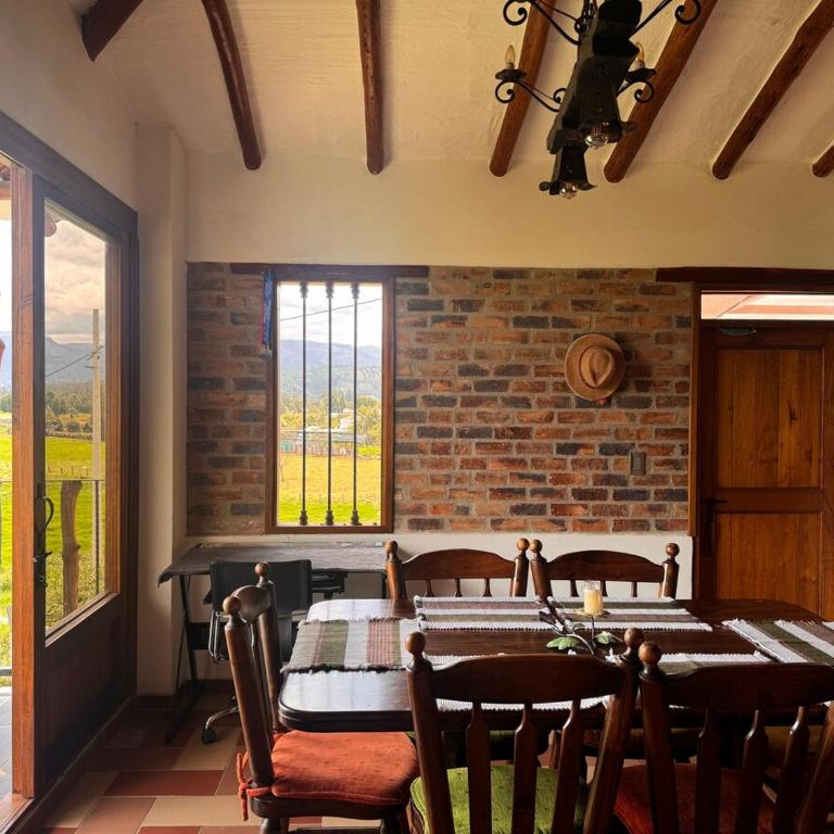 Cabaña rustica en Paipa con chimenea - Deluxe Villa - 2