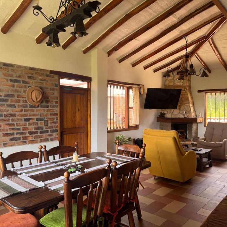 Cabaña rustica en Paipa con chimenea - Deluxe Villa - 24