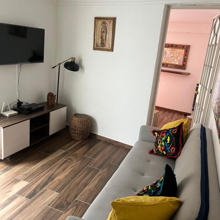 Casa en tlaquepaque - Three-Bedroom House - 7