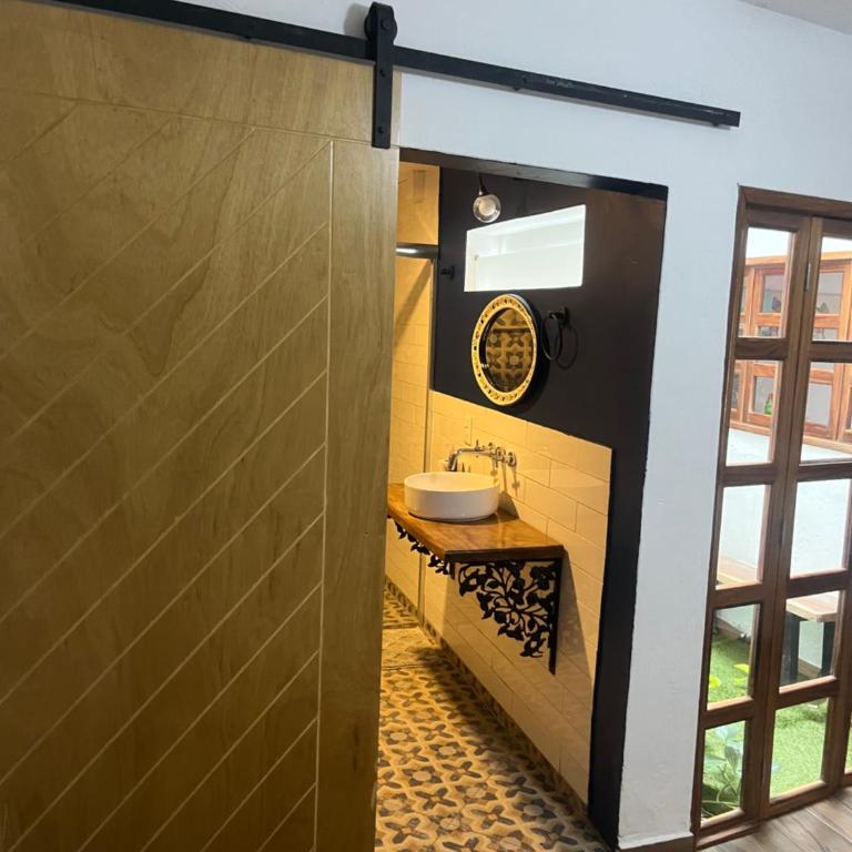 Casa en tlaquepaque - Three-Bedroom House - 17