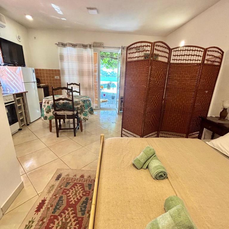 Apartments Djurovic - Economy Double Room - 3