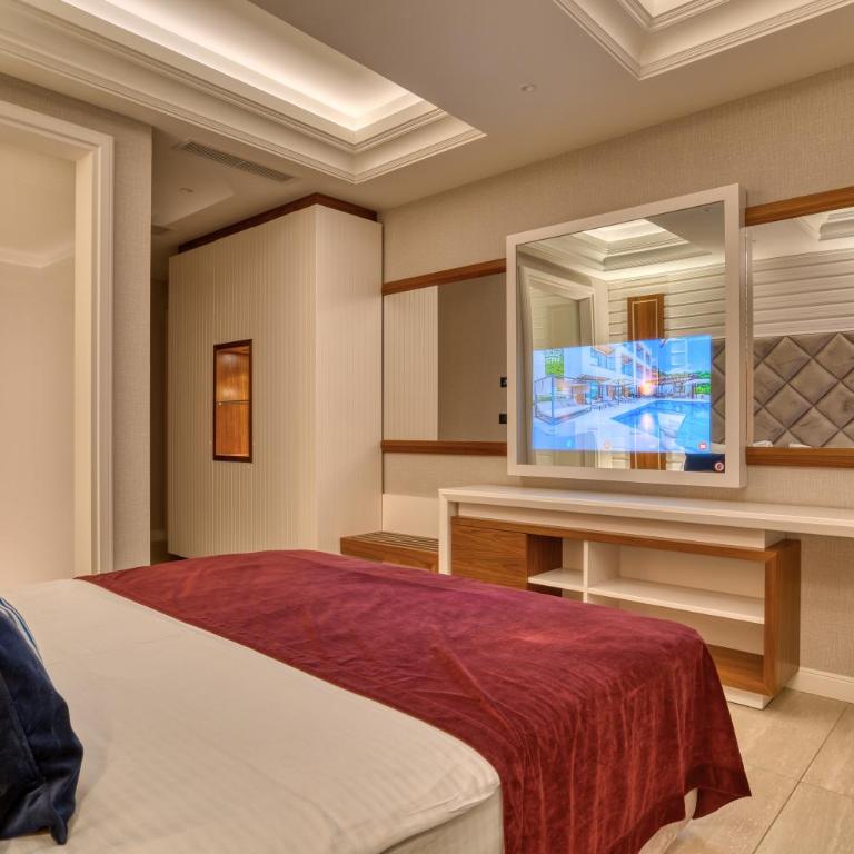 Boutique Hotel R Palazzo - Superior Queen Room - 3