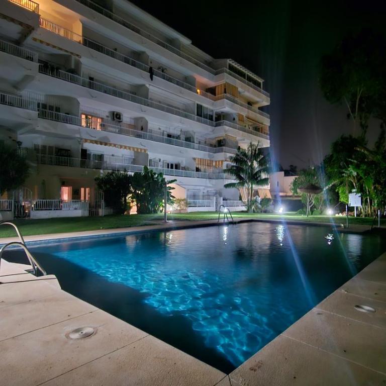 Puerto Banus 2linea playa,piscina y parking - Apartamento de 1 dormitorio - 23