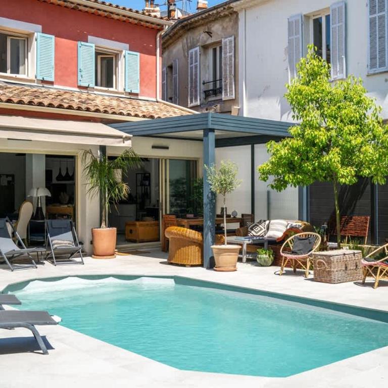 Maison de Ville avec Piscine & Jardin à 5 min de Cannes - Villa - 16