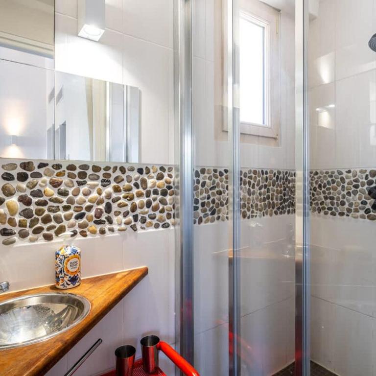 Maison de Ville avec Piscine & Jardin à 5 min de Cannes - Villa - 29