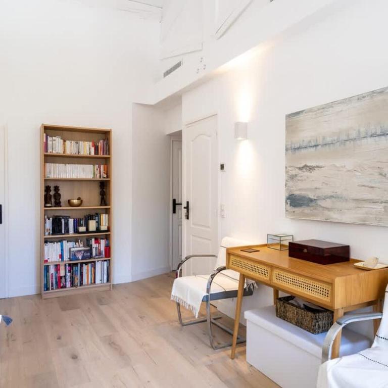 Maison de Ville avec Piscine & Jardin à 5 min de Cannes - Villa - 37